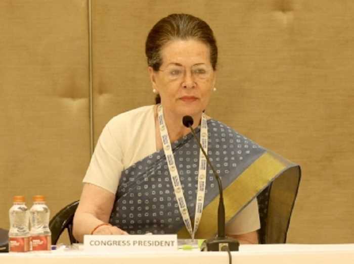 सोनिया गांधी गंगा राम अस्पताल में भती